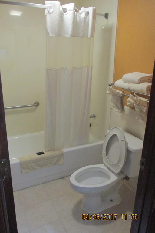 Americas Best Value Inn Byram Екстериор снимка